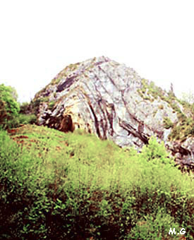 anticlinal